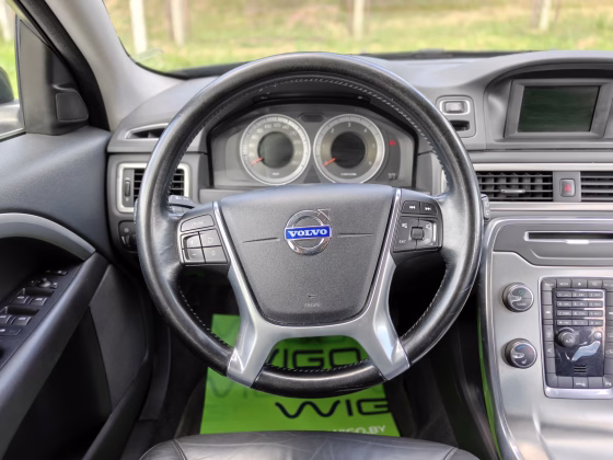 Volvo V70 (14)
