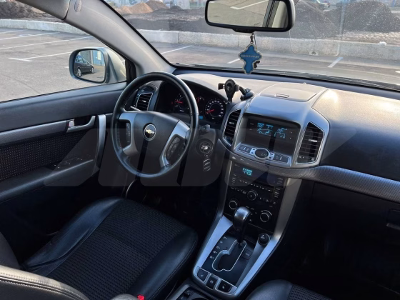 Chevrolet Captiva (12)