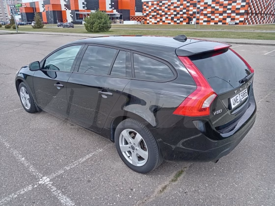 Volvo V60 (5)