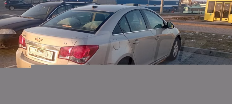 Chevrolet Cruze (2)