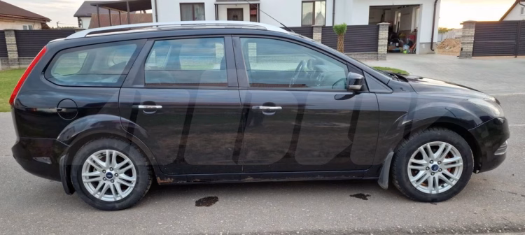 Ford Focus (4)