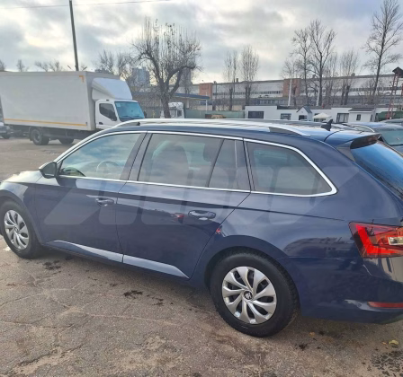 Skoda Superb (4)