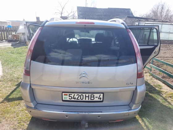 Citroën C4 Picasso (1)