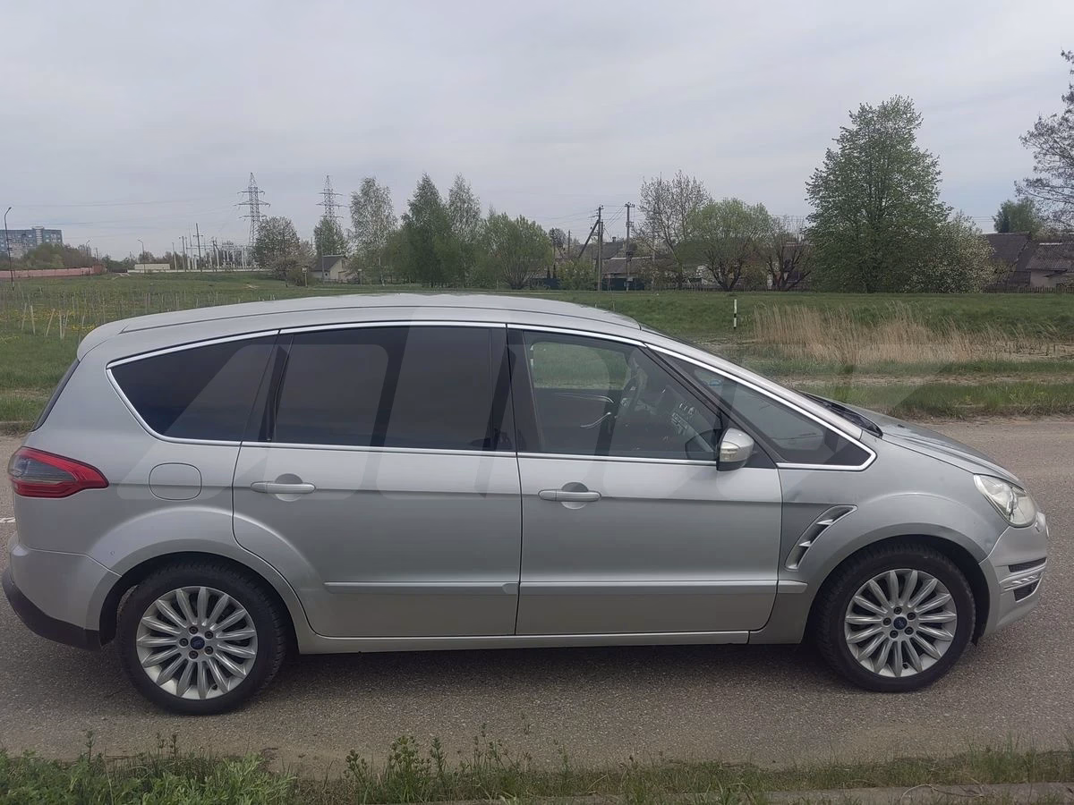 Ford S-Max
