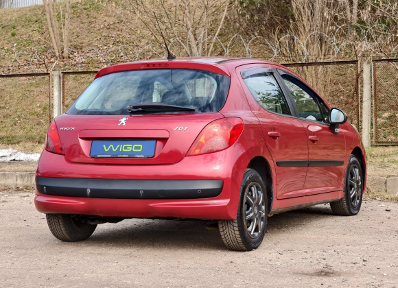 Peugeot 207 (6)