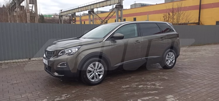Peugeot 5008 (11)