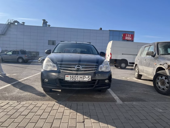 Nissan Almera