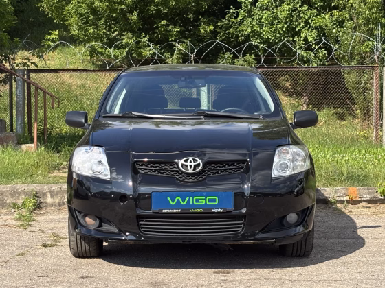 Toyota Auris (2)