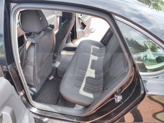 Volkswagen Polo (8)