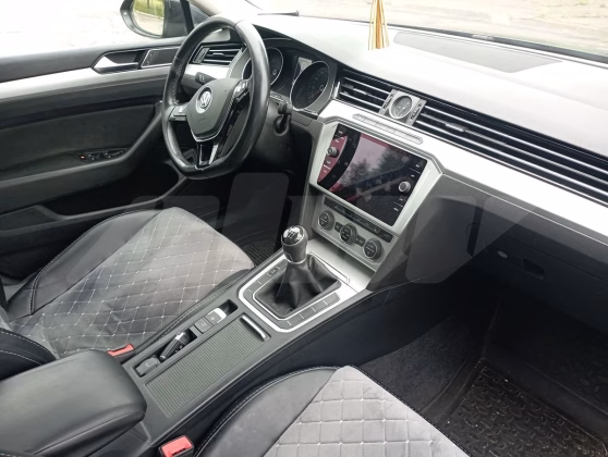 Volkswagen Passat (9)