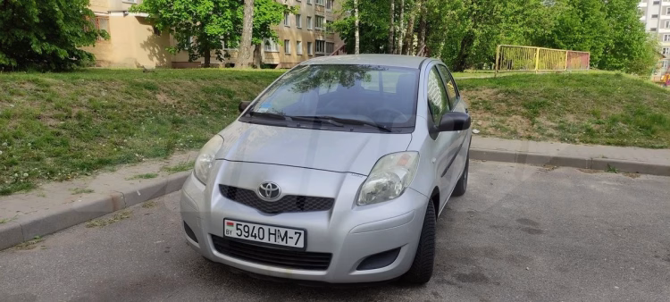 Toyota Yaris (9)