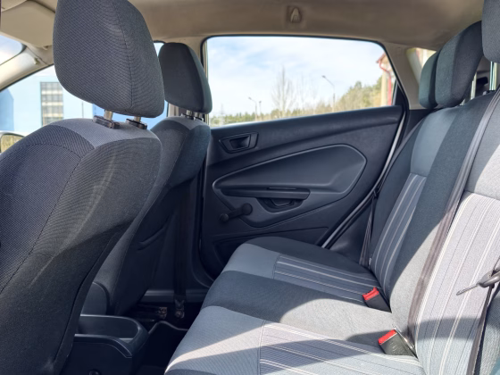 Ford Fiesta (10)