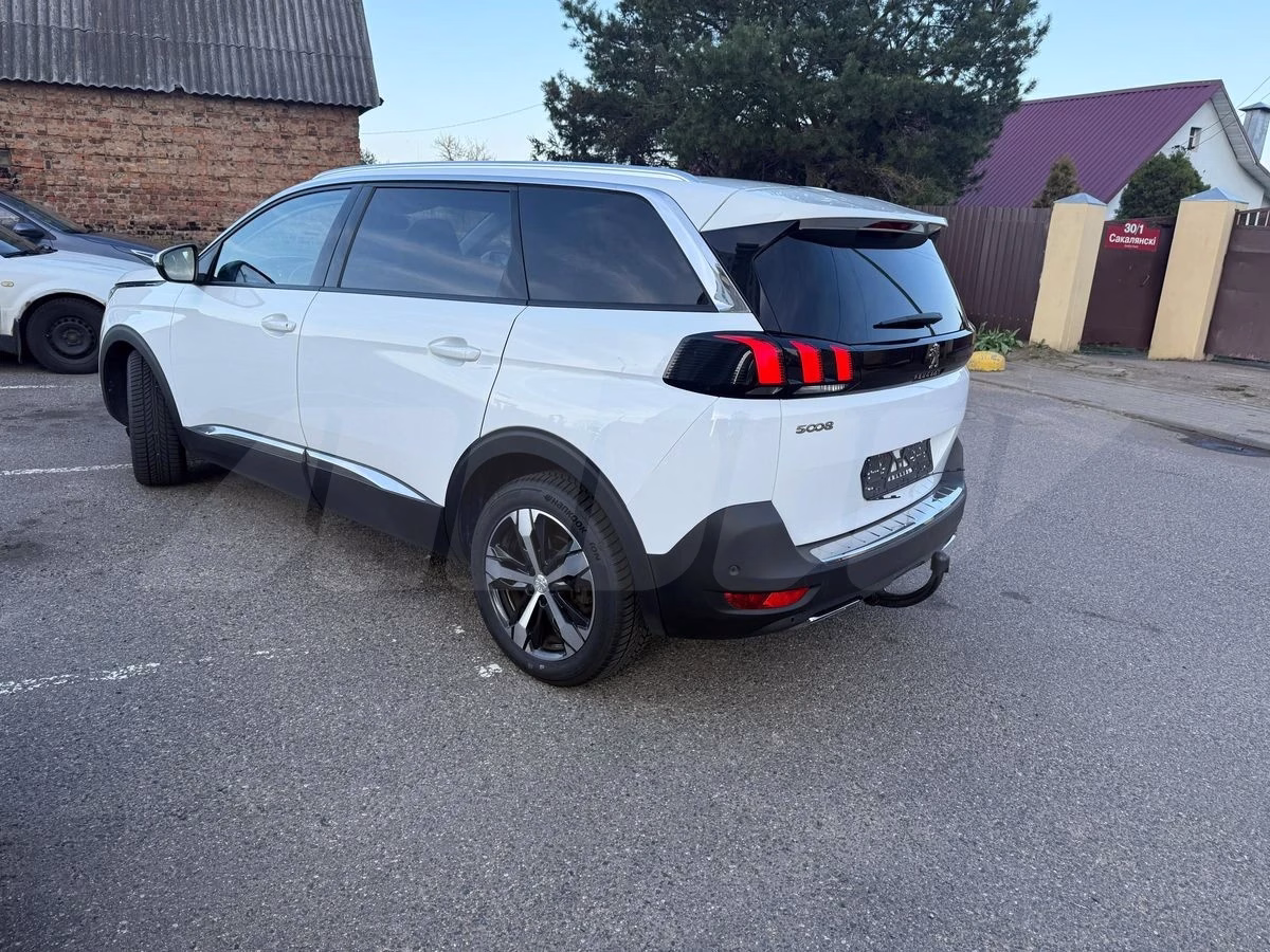 Peugeot 5008