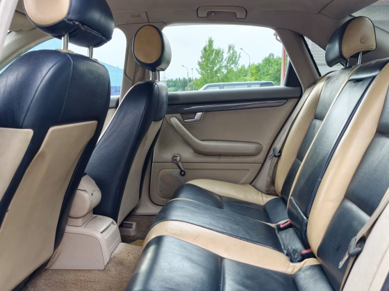 Audi A4 (10)
