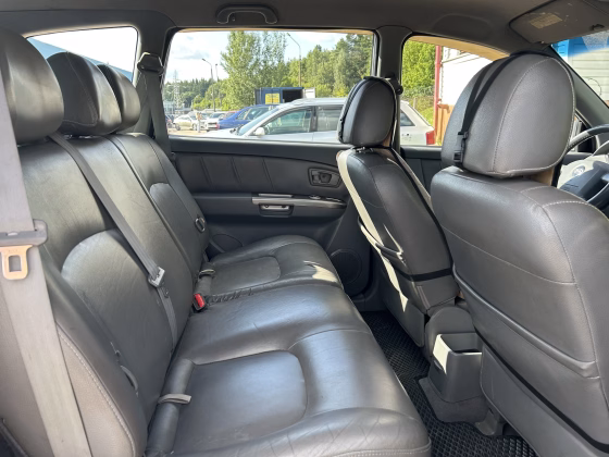 Kia Carens (11)