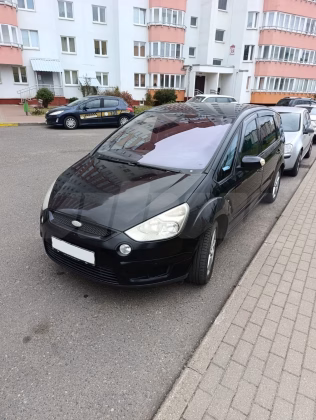 Ford S-Max