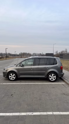 Volkswagen Touran (3)