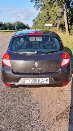 Renault Clio (2)