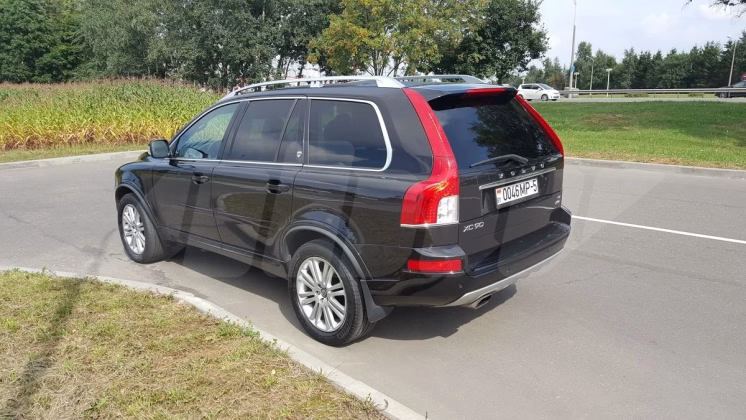 Volvo XC90 (7)