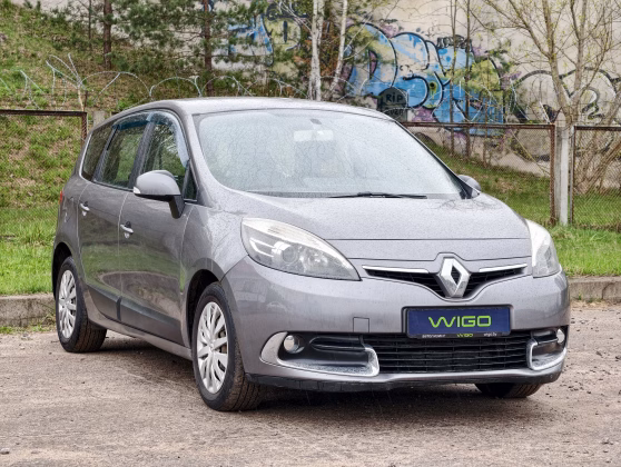 Renault Scenic (1)