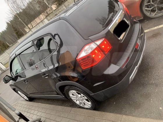 Chevrolet Orlando (2)