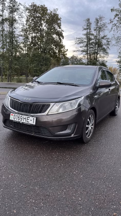 Kia Rio (1)