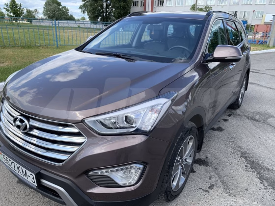 Hyundai Grand Santa Fe (14)