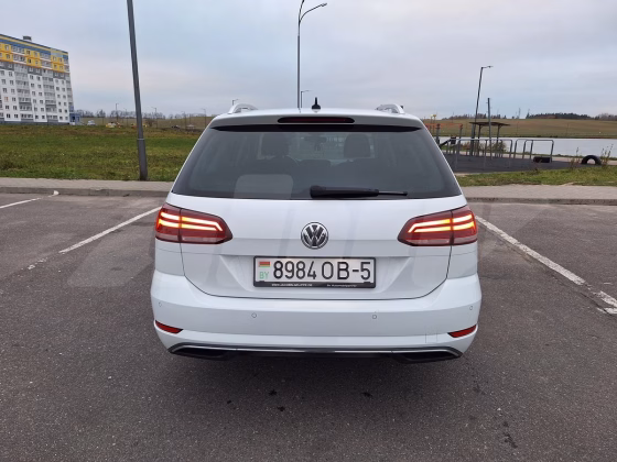 Volkswagen Golf (7)