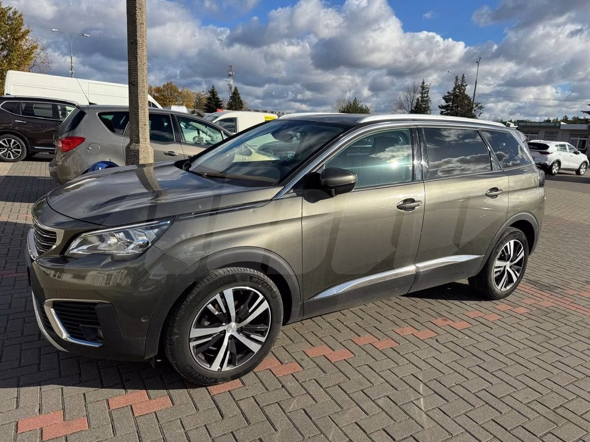 Peugeot 5008
