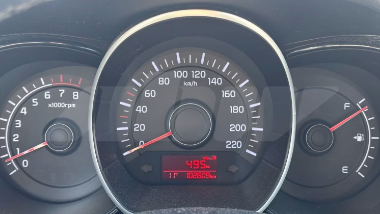 Kia Rio (8)