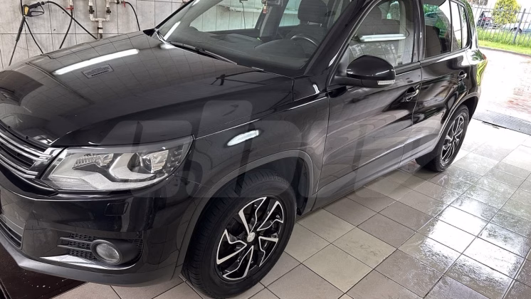 Volkswagen Tiguan (19)