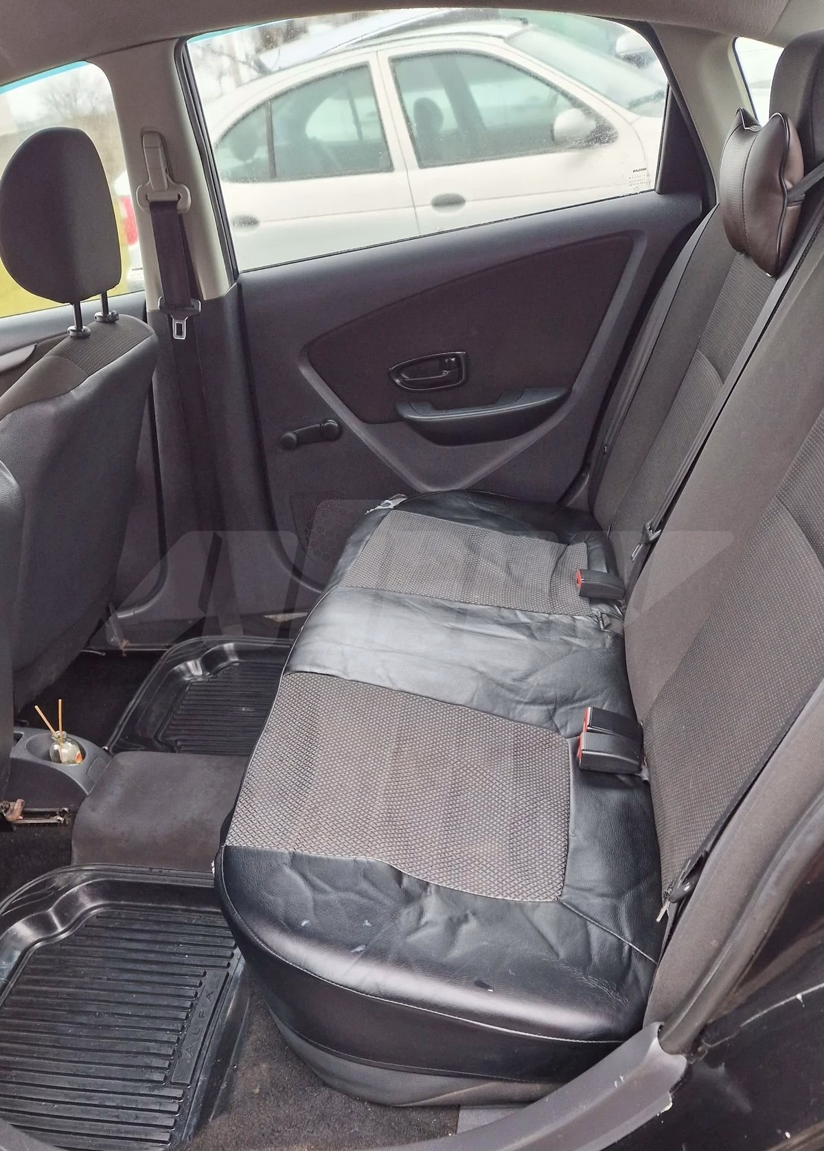 Nissan Almera