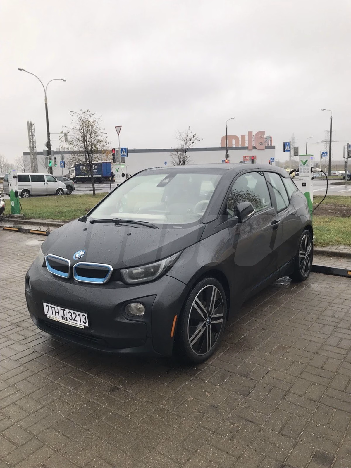 BMW I3