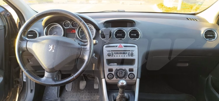 Peugeot 308 (3)