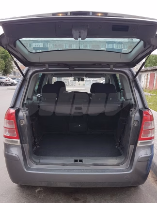 Opel Zafira (6)