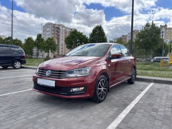 Volkswagen Polo (1)
