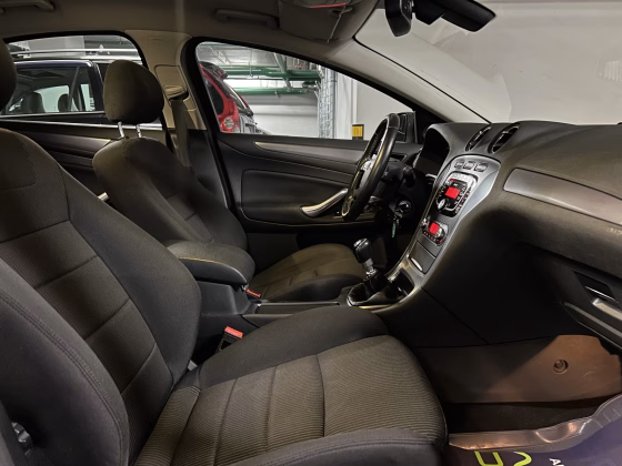 Ford Mondeo (12)