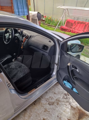 Volkswagen Polo (5)
