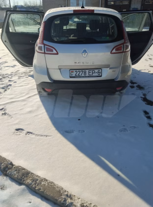 Renault Scenic (11)