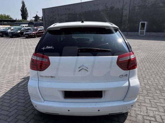 Citroën C4 Picasso (6)
