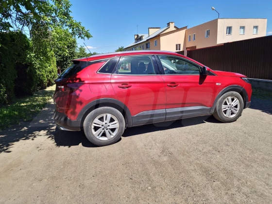 Opel Grandland X (3)