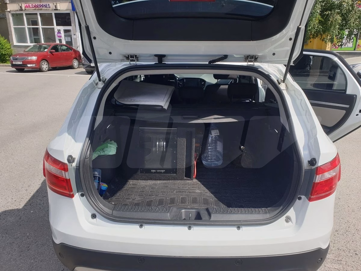 Lada Vesta