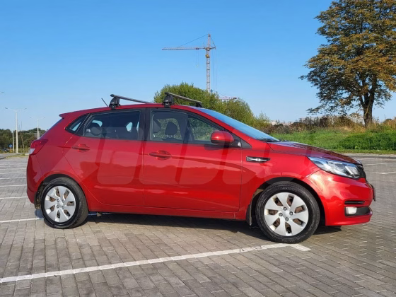 Kia Rio (2)