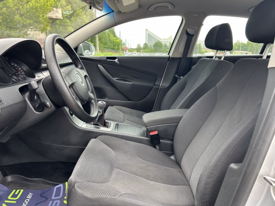 Volkswagen Passat (9)