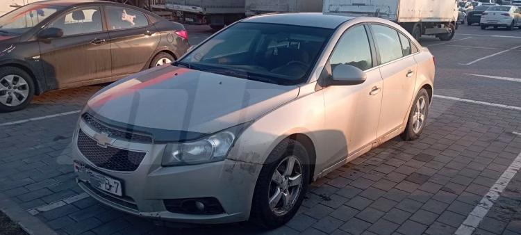 Chevrolet Cruze (3)