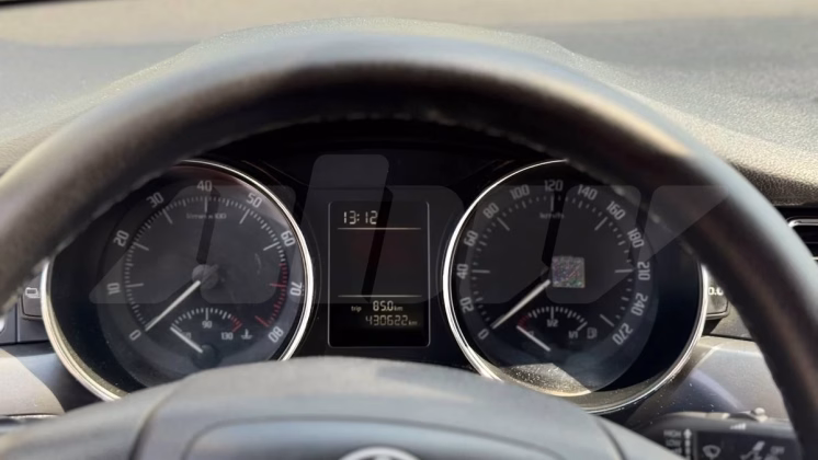 Skoda Superb (11)