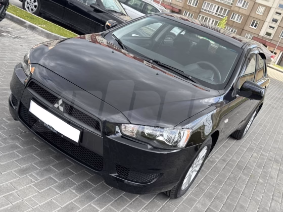 Mitsubishi Lancer (23)