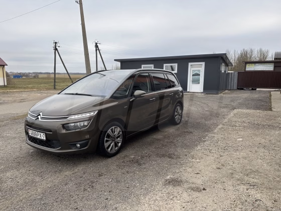 Citroën C4 Picasso (2)
