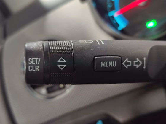 Chevrolet Cruze (17)