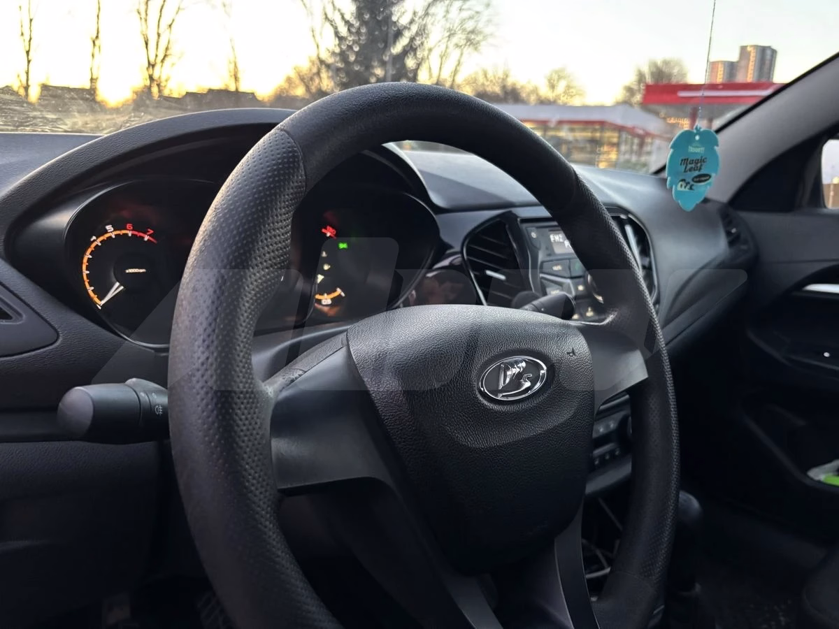 Lada Vesta